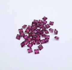 2x2MM, 2.5x2.5MM Natural Rhodolite Garnet Faceted Square Cut Gemstone, AAA Pink Rhodolite faceted Square Loose Calibrated Stone for jewelry