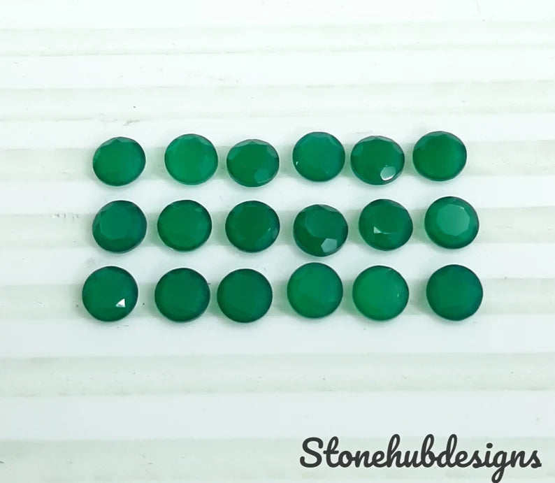 3MM, 3.50MM, 4MM, 4.50MM, 5MM, 6MM Natural GREEN ONYX Faceted Round Cut gemstone, AAA Green Onyx Faceted Round Calibrated Cut For Jewelry