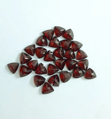 3MM, 4MM, 5MM, 6MM Natural Garnet Faceted Trillion Cut Loose Gemstone, AAA Mozambique Garnet faceted Trillion Cut loose Stone for jewelry