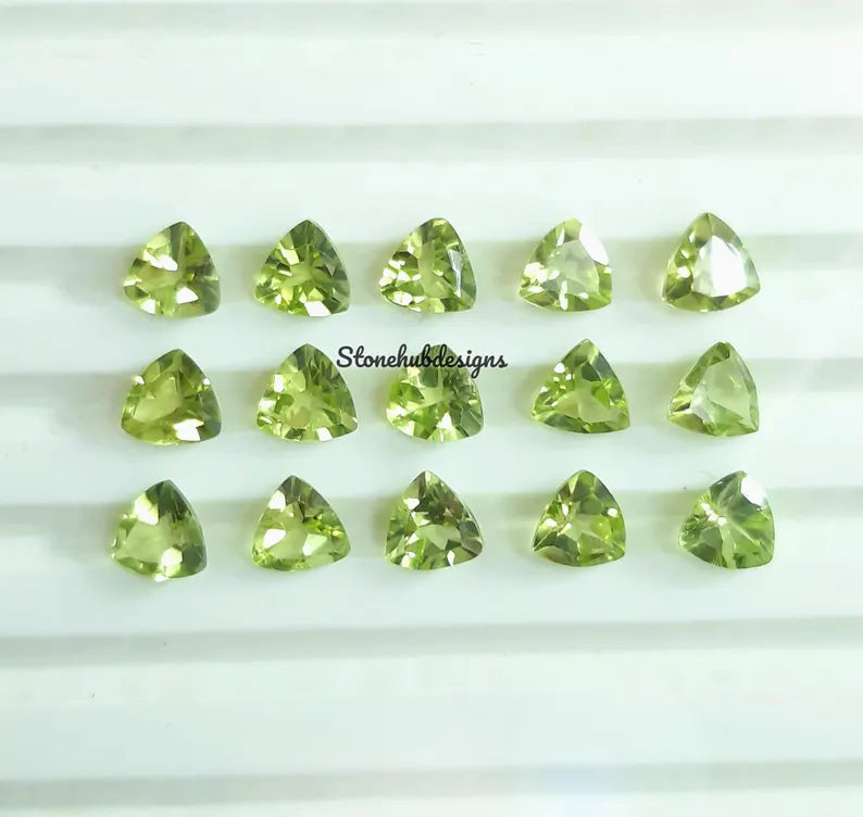 3MM, 4MM, 5MM Natural Peridot Faceted Trillion Cut gemstone, AAA Green Peridot Faceted Trillion Loose Calibrated Cut Gemstone For Jewelry
